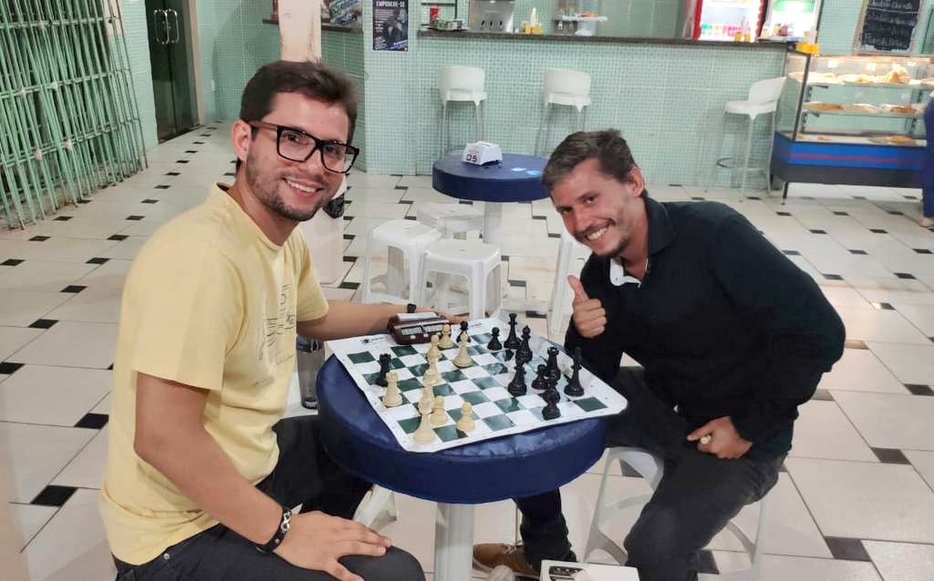 Mestre nacional bicampeão do xadrez em Bauru