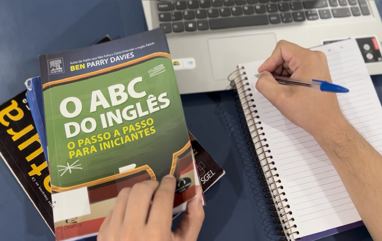 Inscrições para cursos gratuitos de idiomas, ao nível iniciante, no